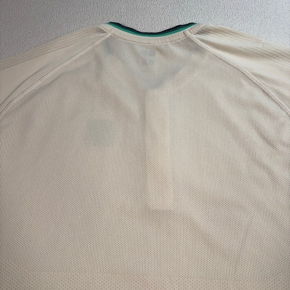 Uniqlo Roger Federer Tennis Polo Men's L Cream RF 2021 Doha Dubai Qatar Henley - Picture 9 of 16